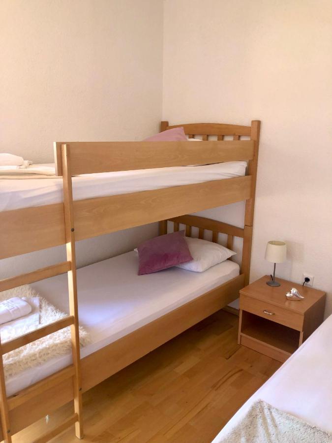 Hotel B&B Chamberlain Milna  Eksteriør bilde